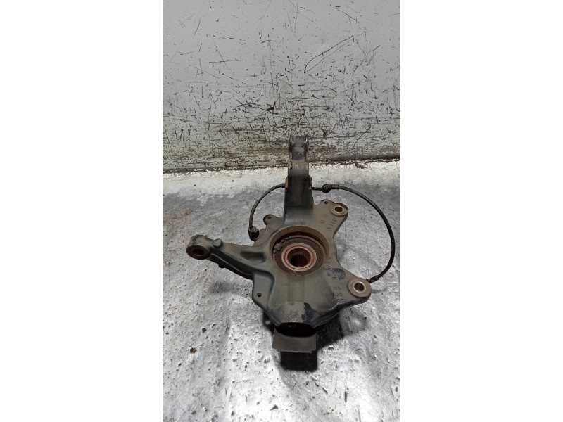 Recambio de mangueta delantera izquierda para renault scenic iii emotion referencia OEM IAM   