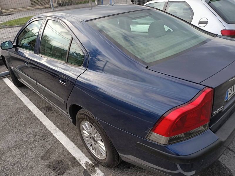 volvo s60 berlina del año 2003