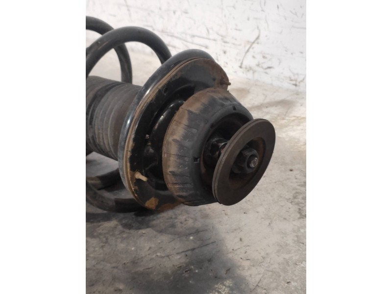 Recambio de amortiguador delantero izquierdo para hyundai i20 classic referencia OEM IAM   