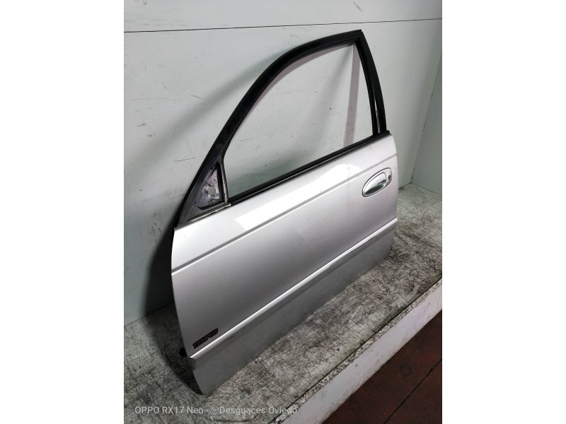 Recambio de puerta delantera izquierda para toyota avensis berlina (t 22) 1.6 tempus (4-ptas.) referencia OEM IAM  4P 