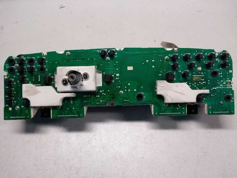 Recambio de cuadro instrumentos para citroen xantia berlina 2.0 referencia OEM IAM 9613656080 215724930 