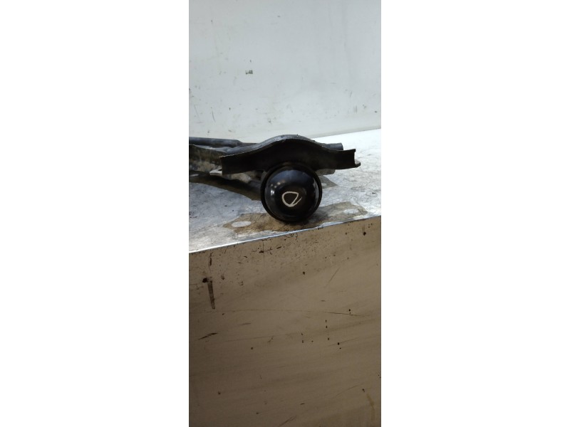 Recambio de brazo suspension inferior delantero derecho para nissan primera berlina (p11) básico referencia OEM IAM   