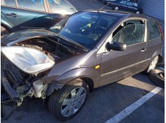 ford fiesta (cbk) del año 2004