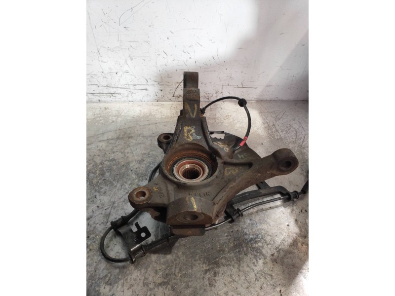 Recambio de mangueta delantera derecha para hyundai i20 classic referencia OEM IAM   