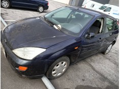 ford focus berlina (cak) del año 2000