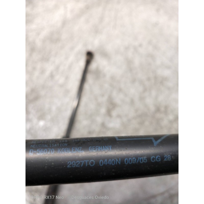 Recambio de amortiguadores maletero / porton para toyota corolla (e12) 2.0 turbodiesel cat referencia OEM IAM 6895002040  440N