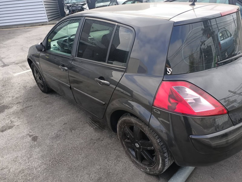 renault megane ii berlina 5p del año 2004