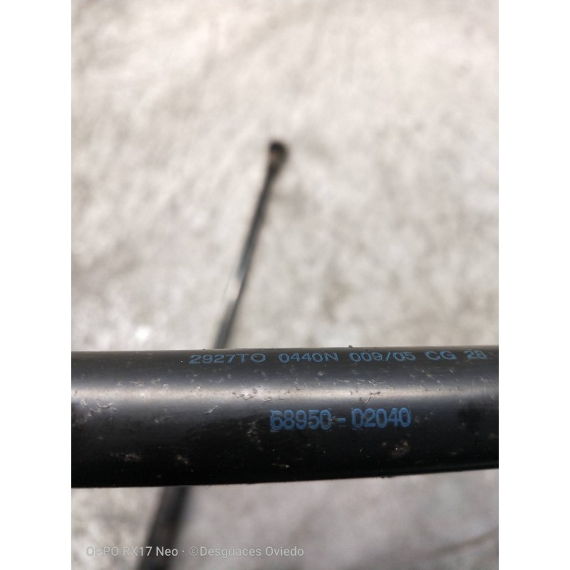 Recambio de amortiguadores maletero / porton para toyota corolla (e12) 2.0 turbodiesel cat referencia OEM IAM 6895002040  440N