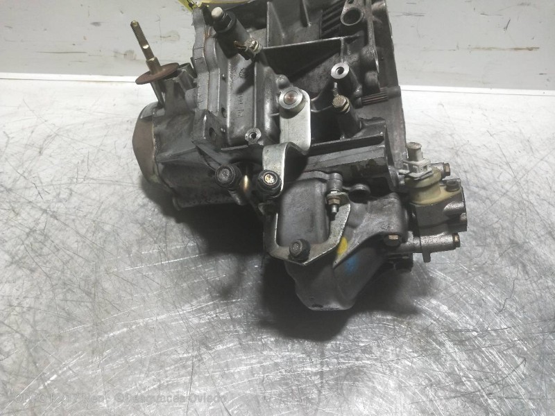 Recambio de caja cambios para citroen xsara berlina 1.9 d sx referencia OEM IAM 20TA87 8971542B 