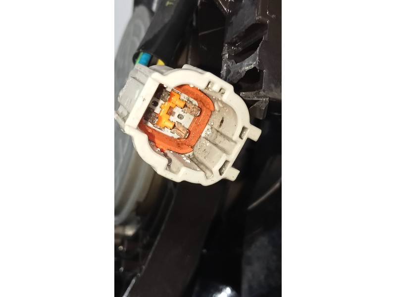 Recambio de electroventilador para nissan x-trail (t31) le referencia OEM IAM A7501000  