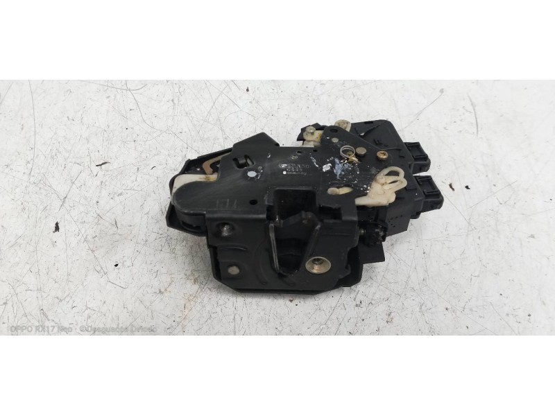 Recambio de motor cierre centralizado delantero izquierdo para volvo s70 berlina 2.5 d / tdi referencia OEM IAM   