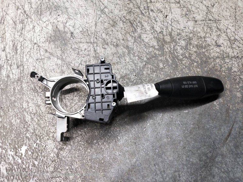 Recambio de mando luces para mercedes sprinterii caja cerrada (desde 01.06) 310/313/316 cdi (906.631/633/635/637) referencia OEM