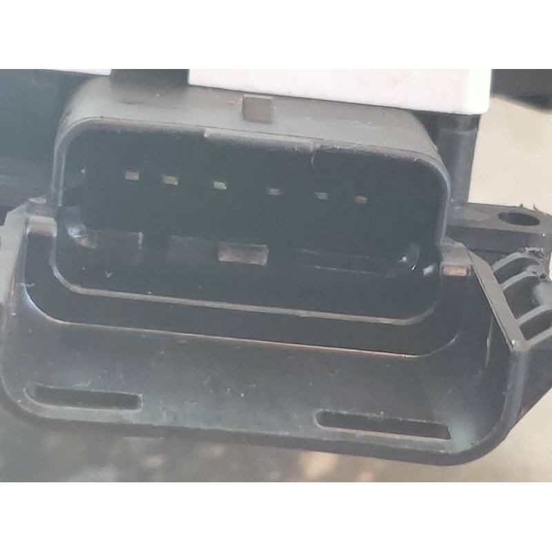 Recambio de motor cierre centralizado delantero izquierdo para citroen c3 picasso live edition referencia OEM IAM 24087158 24088