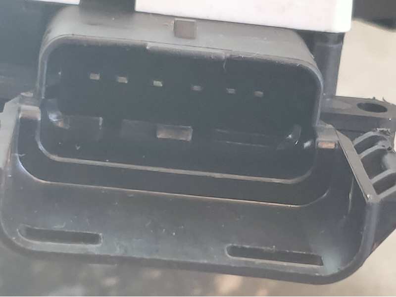Recambio de motor cierre centralizado delantero izquierdo para citroen c3 picasso live edition referencia OEM IAM 24087158 24088