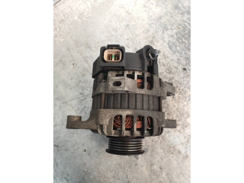 Recambio de alternador para hyundai i20 classic referencia OEM IAM 3730003100 2655633 
