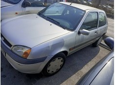 ford fiesta berlina (dx) del año 2001