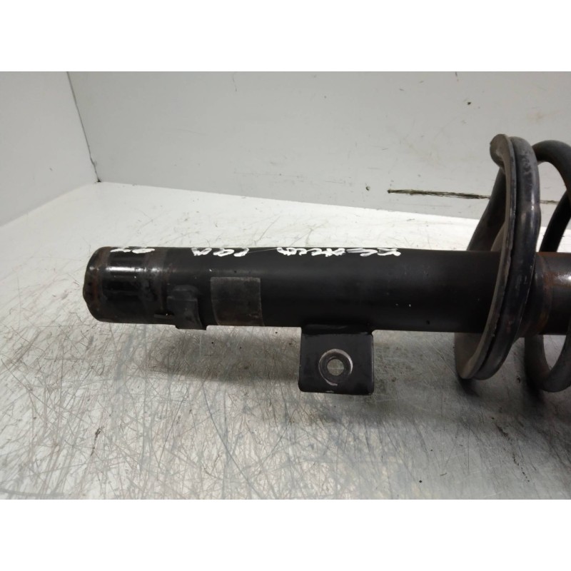 Recambio de amortiguador delantero derecho para citroen xsara berlina 1.9 d sx referencia OEM IAM   