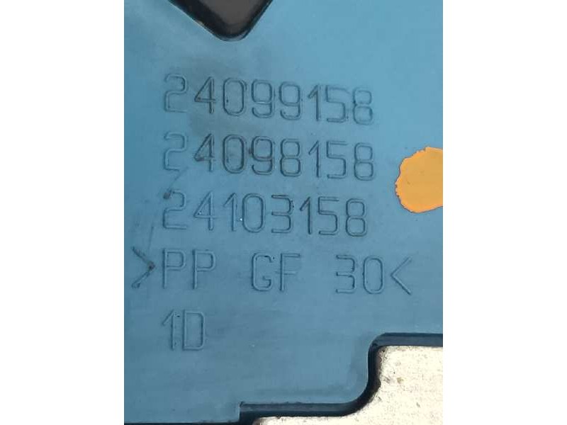 Recambio de motor cierre centralizado trasero derecho para citroen c3 picasso live edition referencia OEM IAM 24099158 24098158 