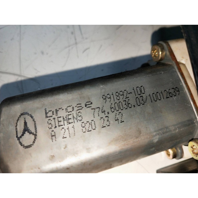 Recambio de elevalunas trasero derecho para mercedes clase e (w211) berlina 2.7 cdi cat referencia OEM IAM A2118202342 991892100