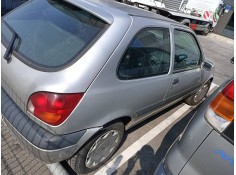 ford fiesta berlina (dx) del año 2001 2