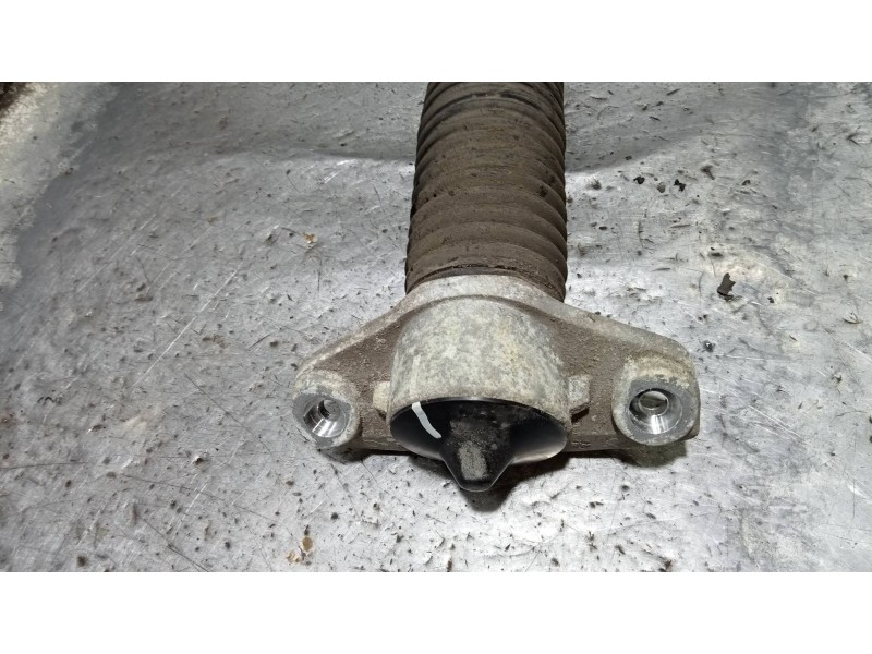 Recambio de amortiguador trasero derecho para kia sportage business 2wd referencia OEM IAM 55300F1000  