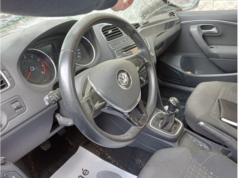 volkswagen polo (6c1) del año 2015