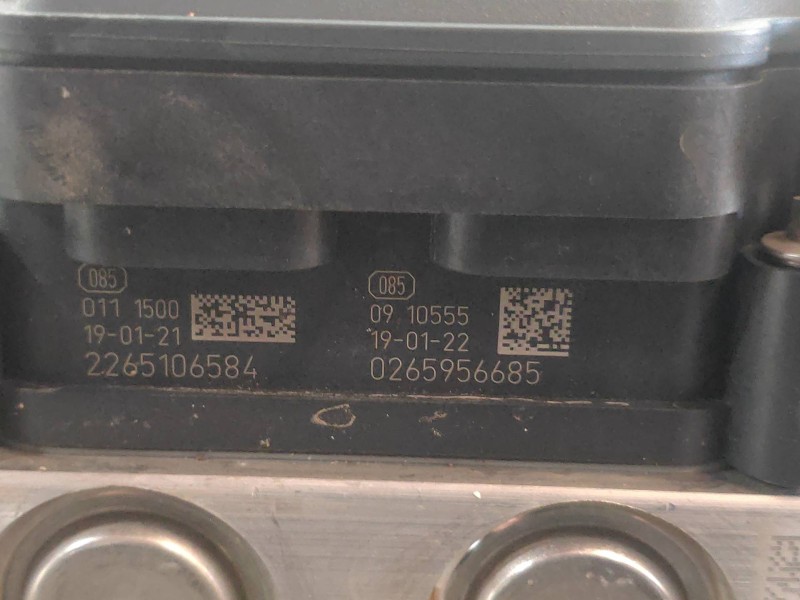 Recambio de abs para seat arona style referencia OEM IAM 2Q0614517AG 2Q0614517 0265956685
