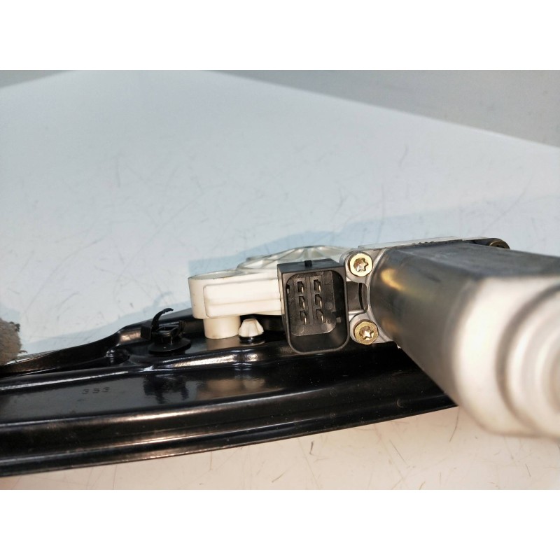Recambio de elevalunas trasero derecho para mercedes clase e (w211) berlina 2.2 cdi cat referencia OEM IAM A2118202442 991892100