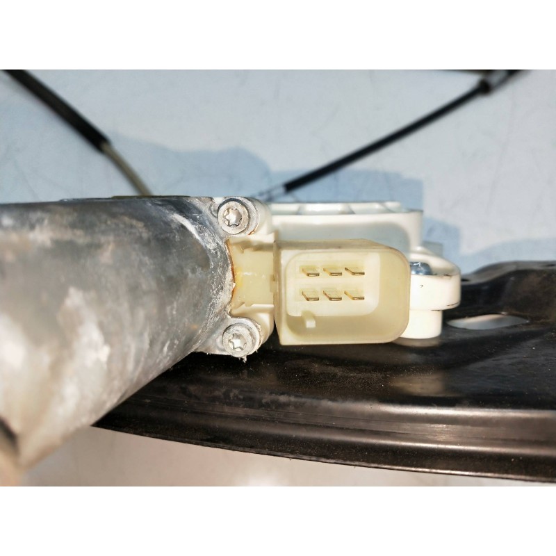 Recambio de elevalunas delantero derecho para mercedes clase e (w211) berlina 2.7 cdi cat referencia OEM IAM A2118203042 9936271