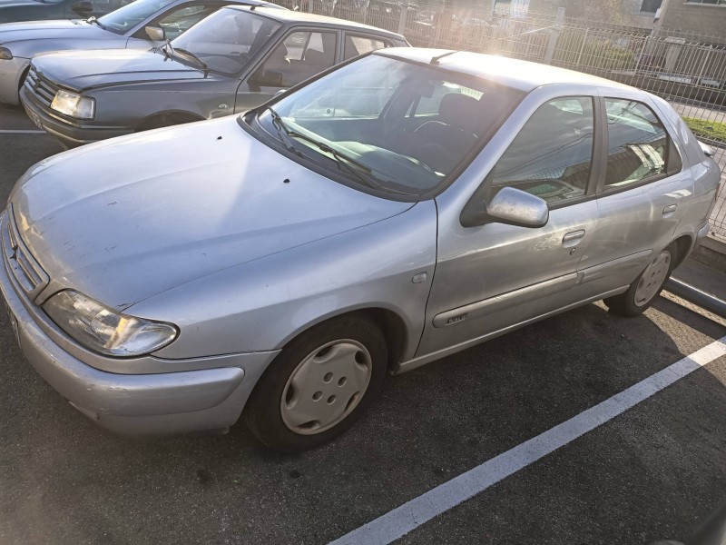 citroen xsara berlina del año 1999