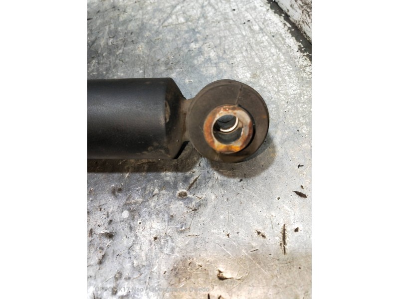 Recambio de amortiguador trasero derecho para peugeot 308 sw confort referencia OEM IAM   