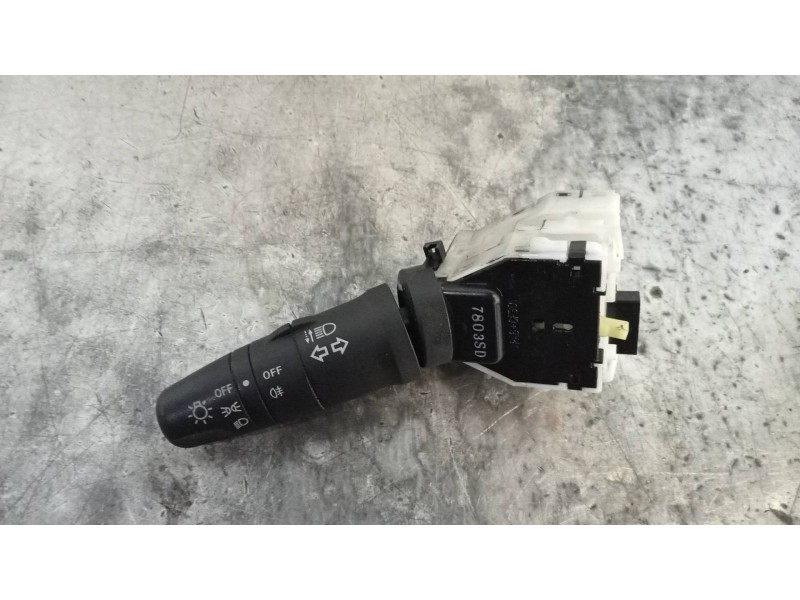 Recambio de mando luces para nissan x-trail (t31) le referencia OEM IAM   