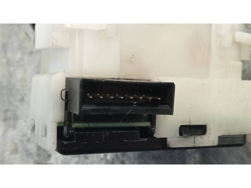 Recambio de mando luces para nissan x-trail (t31) le referencia OEM IAM   