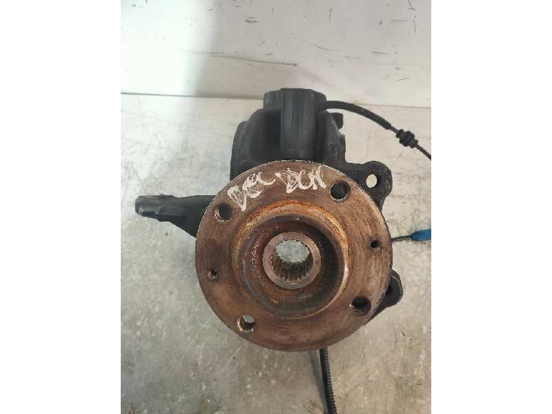 Recambio de mangueta delantera derecha para citroen c3 picasso live edition referencia OEM IAM   