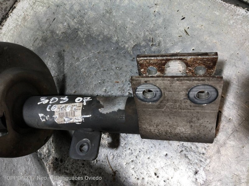 Recambio de amortiguador delantero derecho para peugeot 308 sw confort referencia OEM IAM   