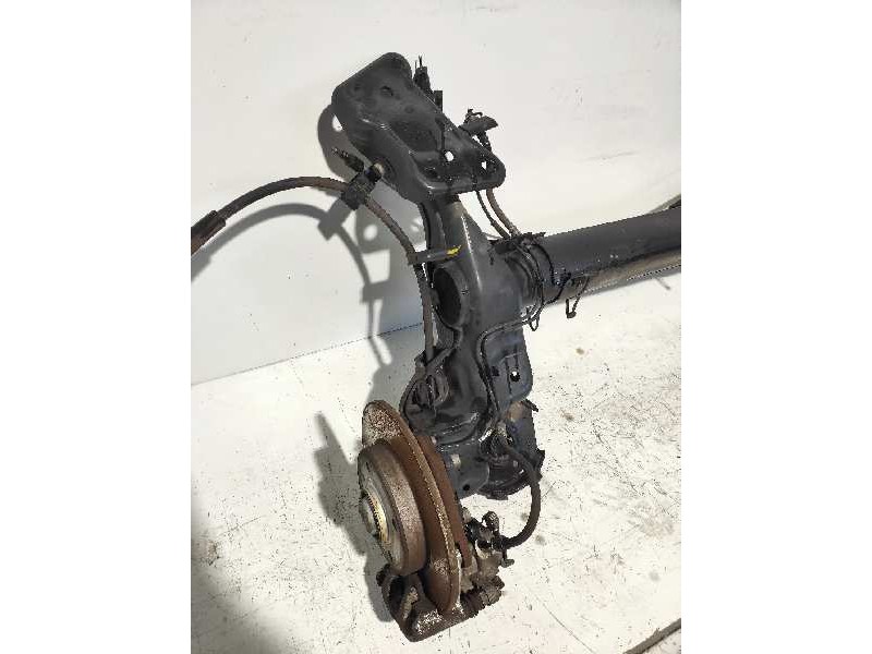 Recambio de puente trasero para citroen c3 picasso live edition referencia OEM IAM   