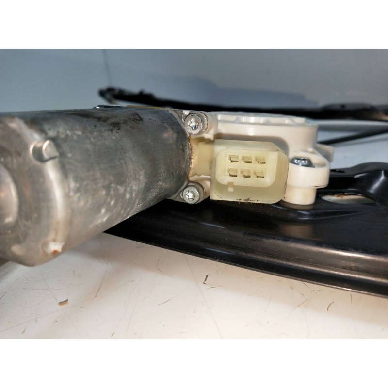 Recambio de elevalunas delantero derecho para mercedes clase e (w211) berlina e 320 cdi (211.026) referencia OEM IAM A2118203042