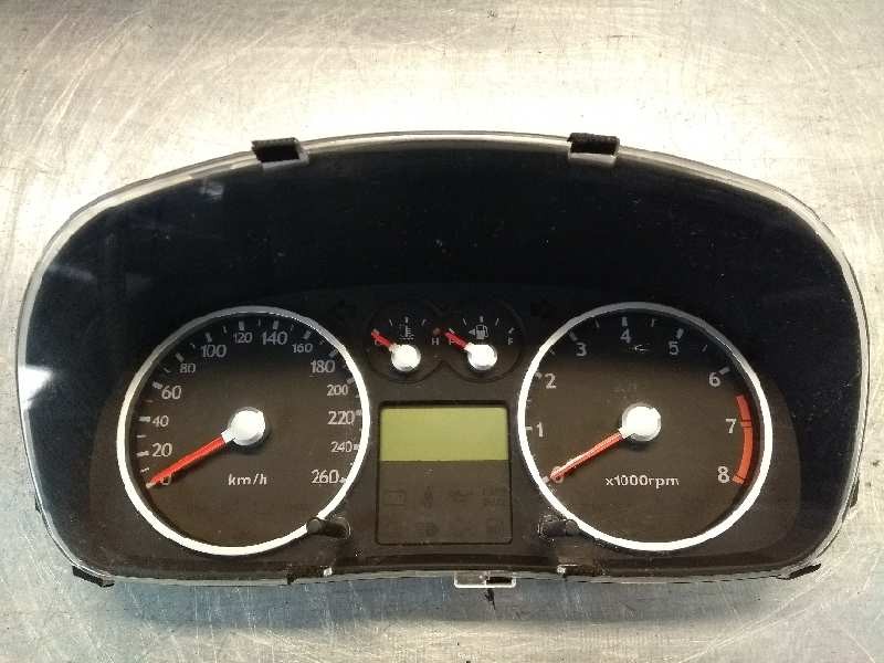 Recambio de cuadro instrumentos para hyundai coupe (gk) 1.6 fx referencia OEM IAM 940132C220 200575600H G70 ZIN