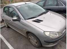 peugeot 206 berlina del año 2001
