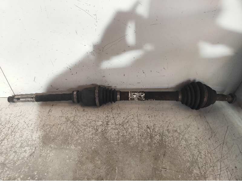 Recambio de transmision delantera derecha para citroen c3 picasso live edition referencia OEM IAM 9656135080  