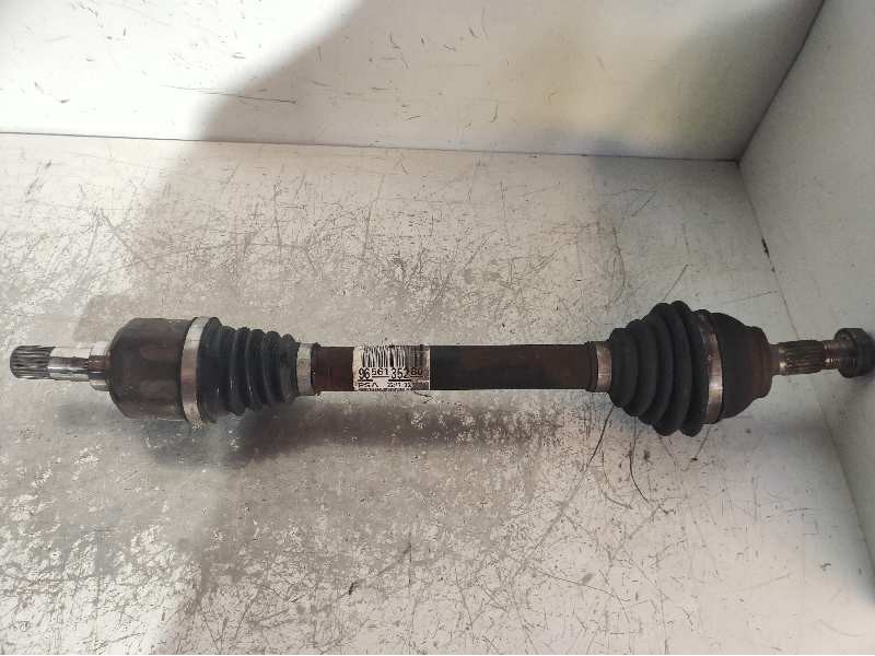 Recambio de transmision delantera izquierda para citroen c3 picasso live edition referencia OEM IAM 9656135280  