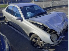 mercedes clase e (w211) berlina del año 2003