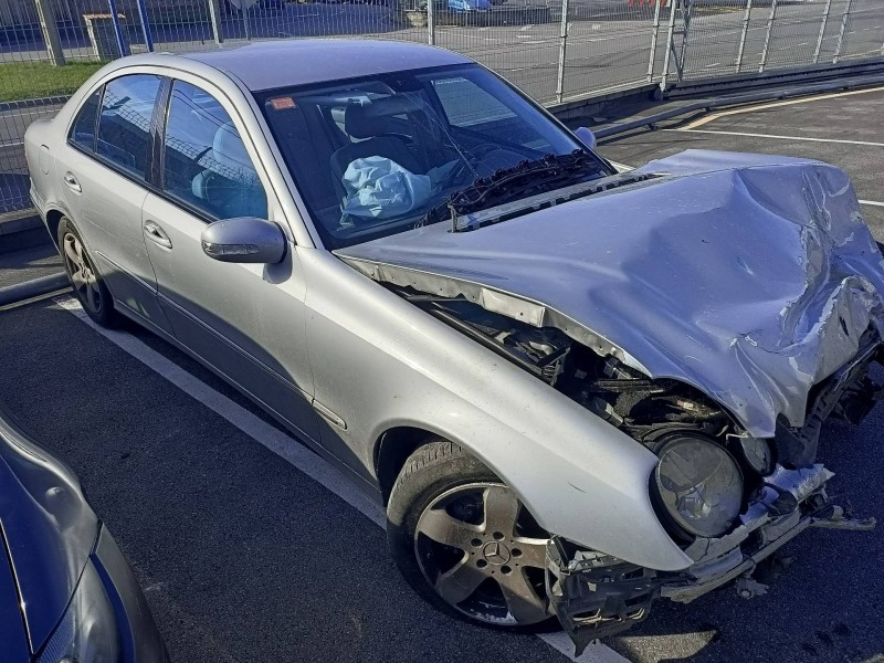 mercedes clase e (w211) berlina del año 2003