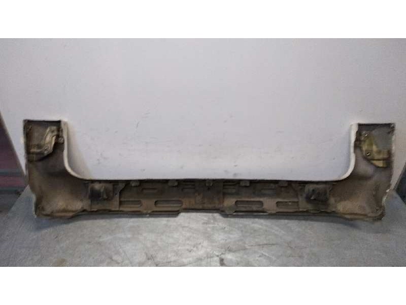 Recambio de paragolpes trasero para hyundai h 100 2.5 d referencia OEM IAM   