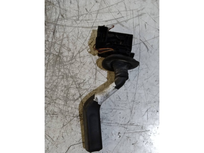 Recambio de mando limpia para volvo v40 familiar 1.9 d+ (85kw) referencia OEM IAM   