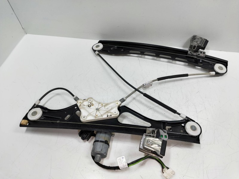 Recambio de elevalunas delantero derecho para mercedes clase e (w211) berlina 3.0 cdi cat referencia OEM IAM A211820304299 99362