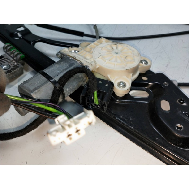 Recambio de elevalunas delantero derecho para mercedes clase e (w211) berlina 3.0 cdi cat referencia OEM IAM A211820304299 99362