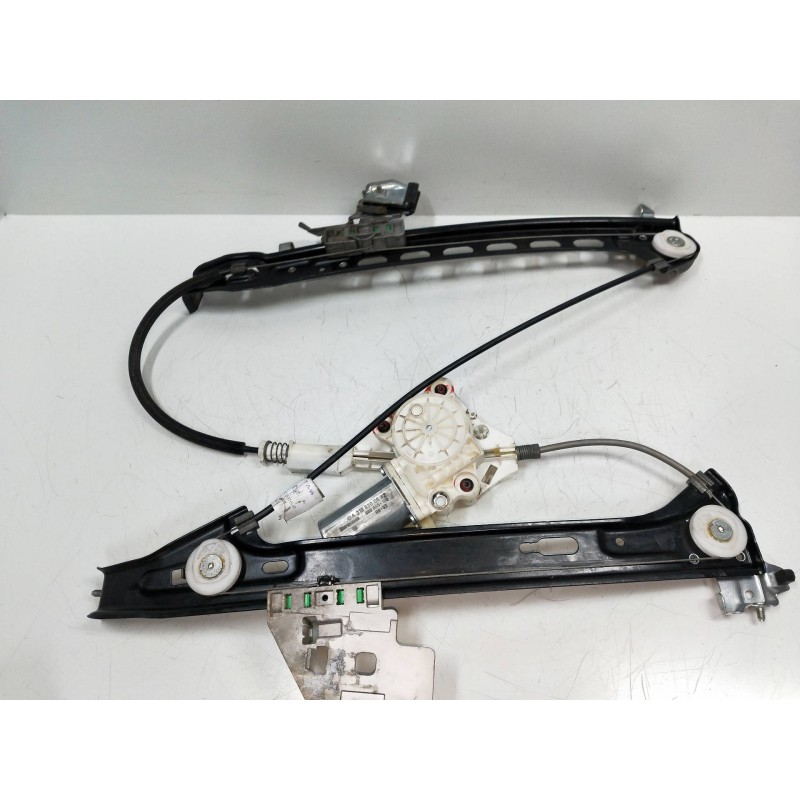 Recambio de elevalunas trasero derecho para mercedes clase cls (w219) 3.5 v6 cat referencia OEM IAM A2198200642 980045100 4P