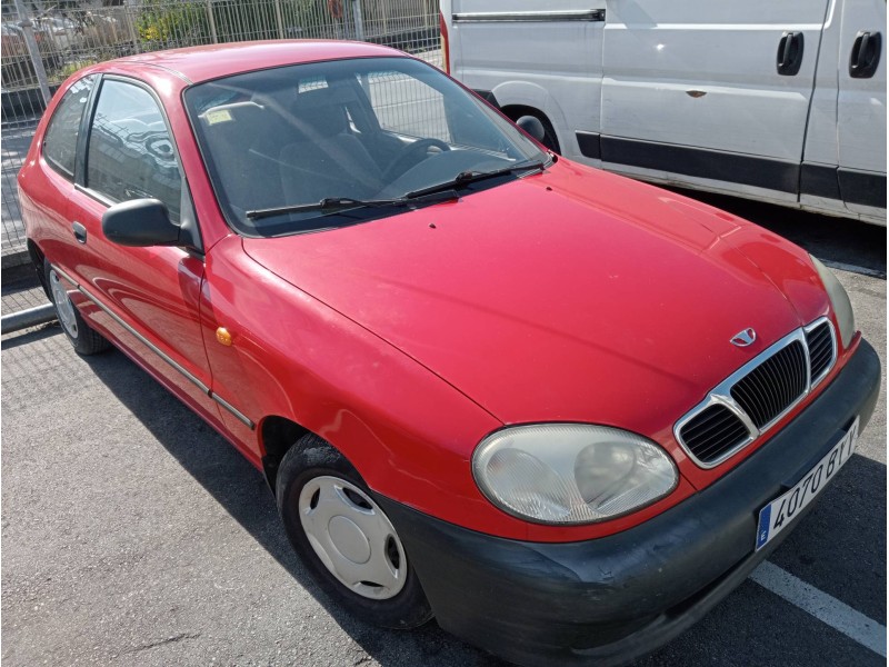 daewoo lanos del año 2002