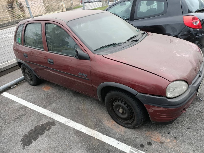 opel corsa b del año 1996